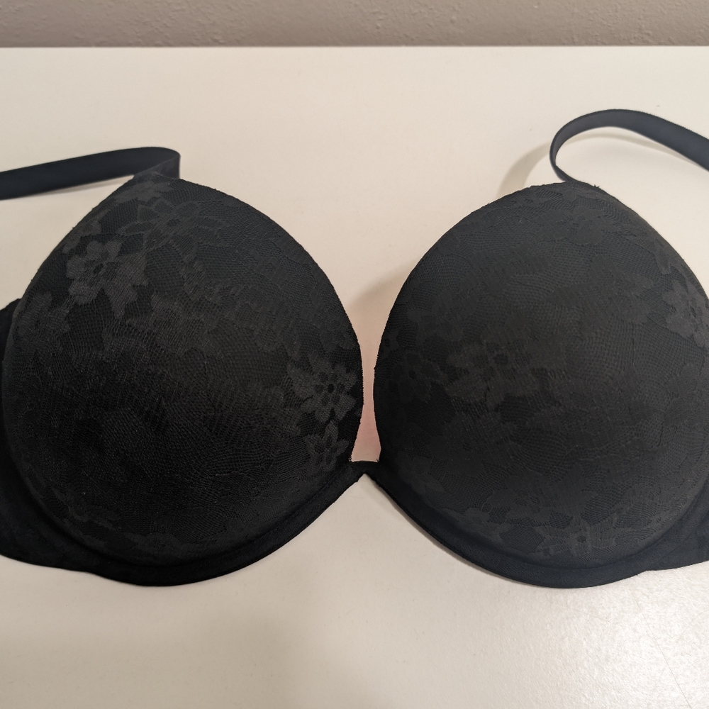 New Victoria secret bras